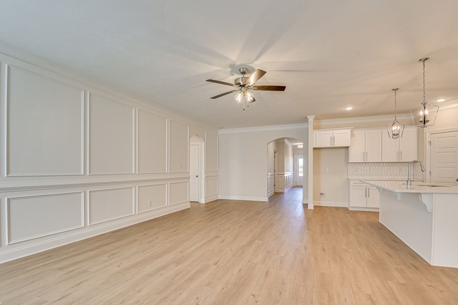 Spacious, unfurnished interior of a new home in The Sanctuary, Aiken (Image 23).