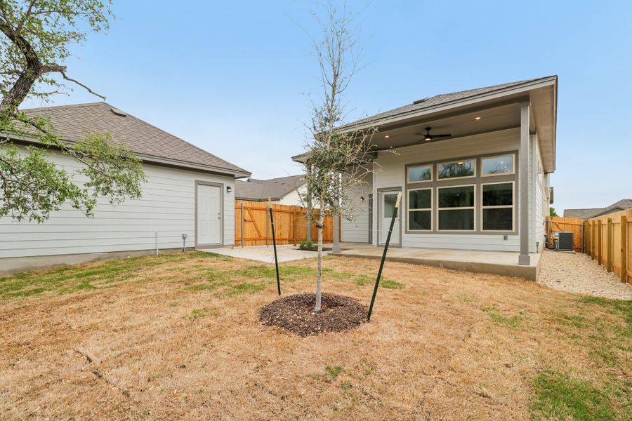 Exterior details and patio area of a home in Sage Hollow, Kyle (Image 16).