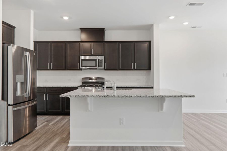 SUN_EverleeTownhomes_Pic_CarsonII-23