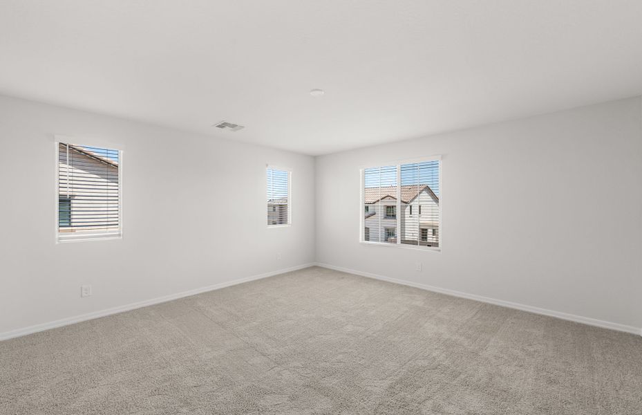 Spacious, unfurnished interior of a new home in Asante- Atrium Series, Surprise (Image 25).