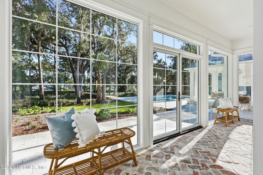 Exterior details and patio area of a home in , Ponte Vedra (Image 40).