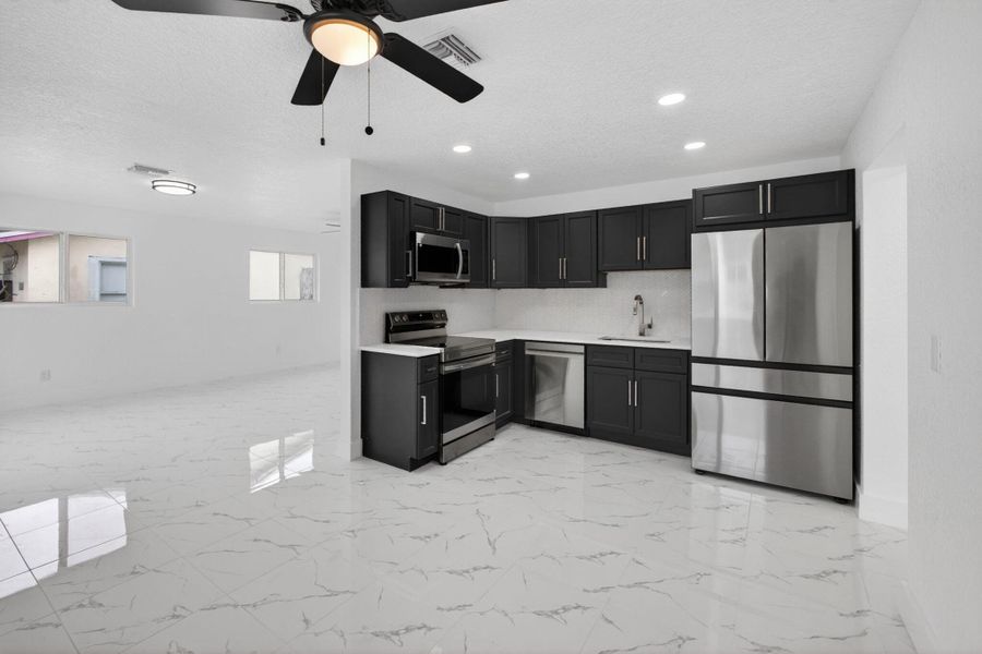 12-web-or-mls-5D1A8692