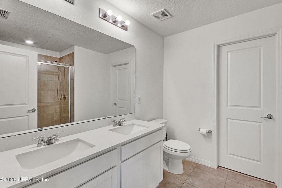 Furnished interior view inside a new home in , Jacksonville (Image 19).