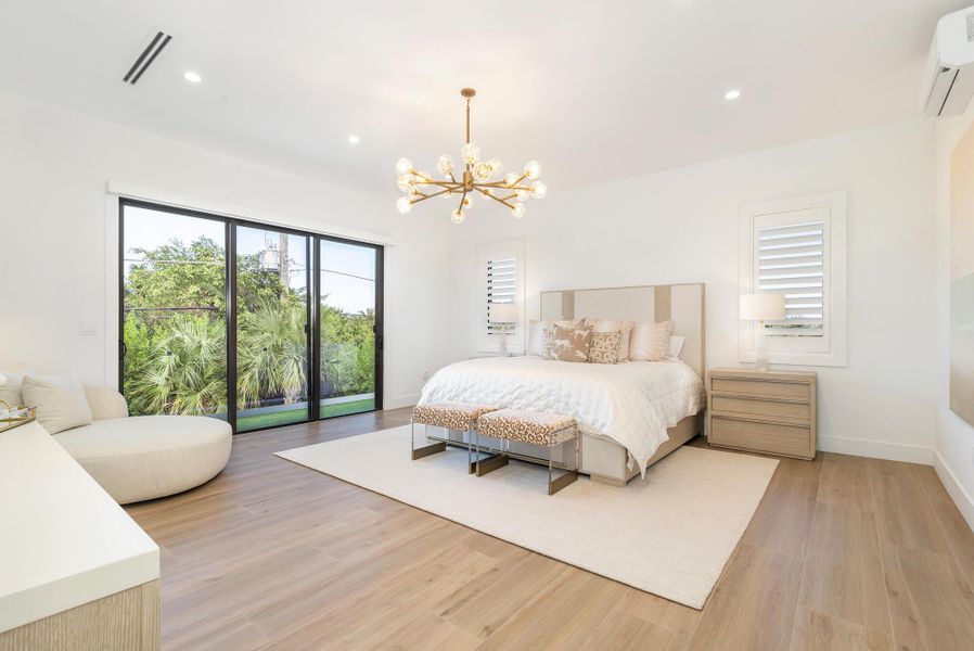 Furnished interior view inside a new home in , West Palm Beach (Image 8).