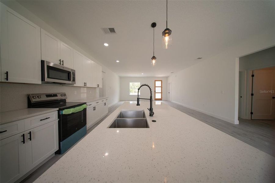 Image 23 of a home in .