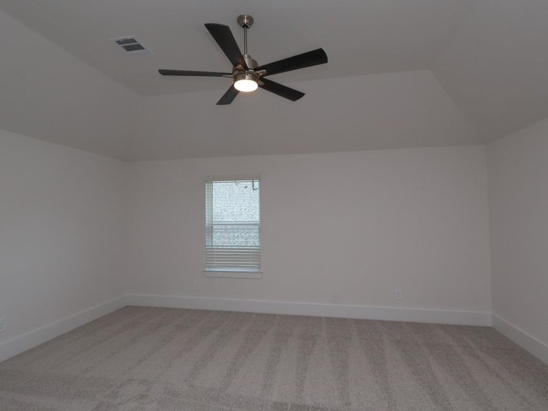 Spacious, unfurnished interior of a new home in The Oaks on 6th Street, Magnolia (Image 10).