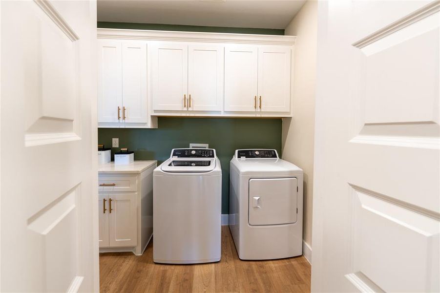 Furnished interior view inside a new home in , Prosper (Image 21).
