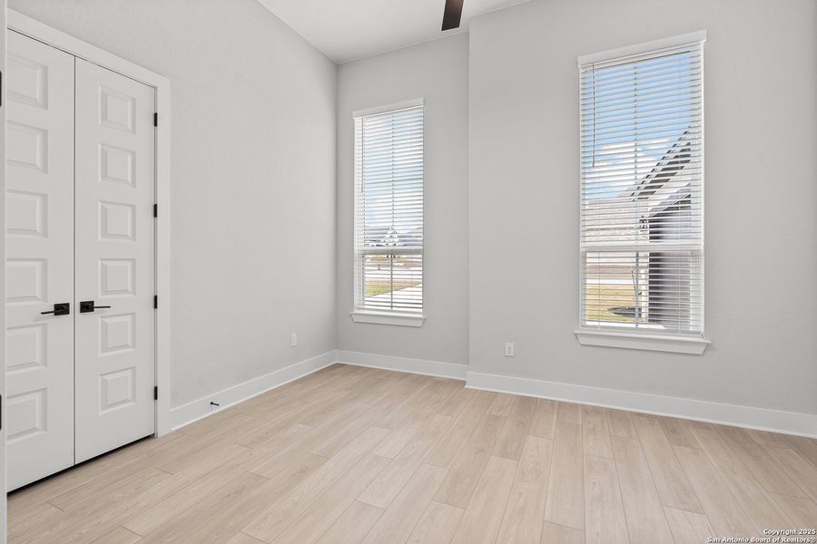 Spacious, unfurnished interior of a new home in Potranco Oaks, Castroville (Image 9). Spacious, unfurnished interior of a new home in Potranco Oaks, Castroville (Image 9).