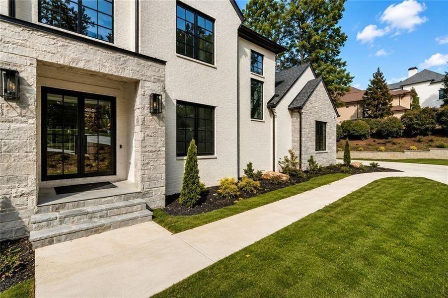 Exterior details and patio area of a home in , Alpharetta (Image 3).