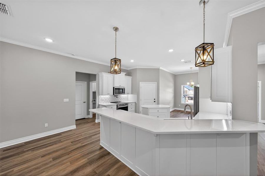 Furnished interior view inside a new home in , Troup (Image 5).