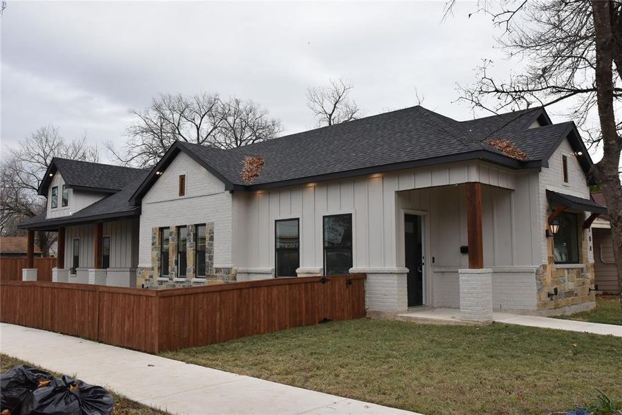 View of front of home with a front lawn