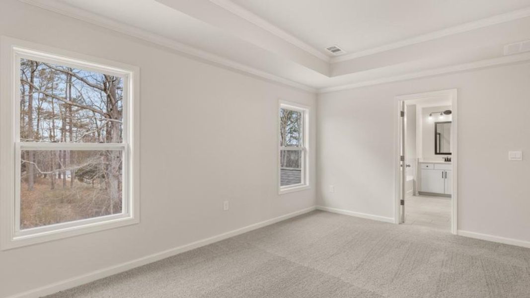 Spacious, unfurnished interior of a new home in Haven Abbey, Cumming (Image 13).