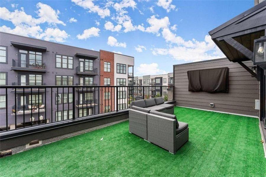 Exterior details and patio area of a home in , Sugar Hill (Image 3).