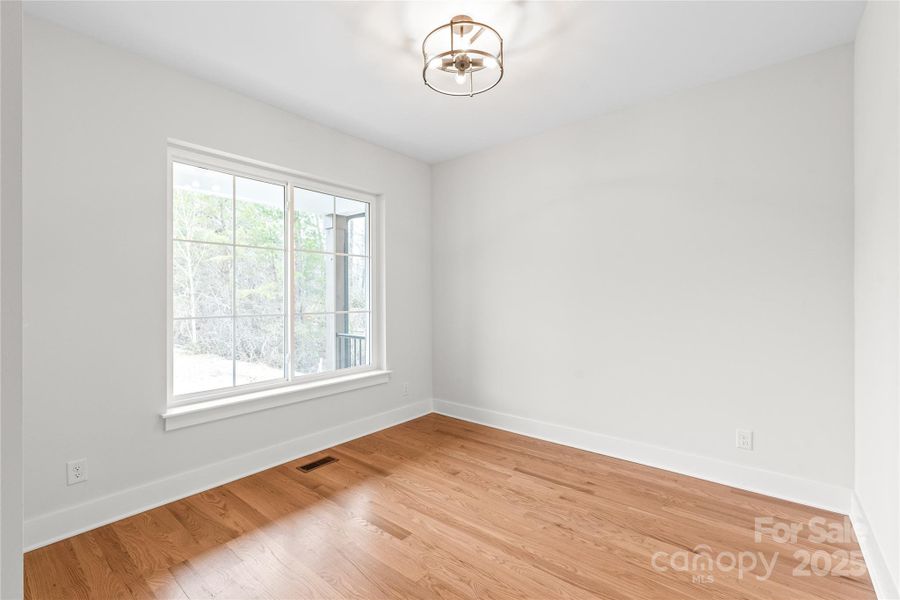 Spacious, unfurnished interior of a new home in , Hickory (Image 27).