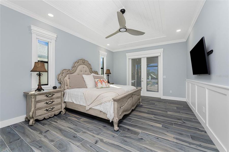 Furnished interior view inside a new home in , Port Charlotte (Image 38).