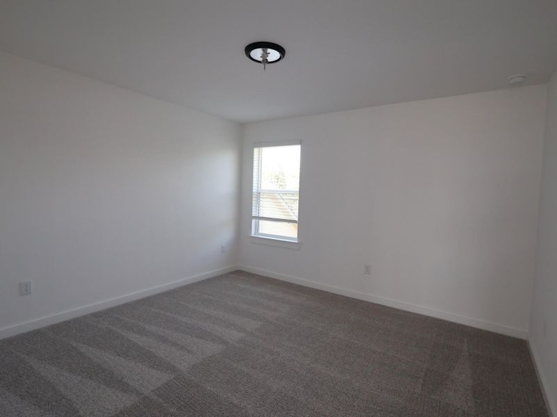 Spacious, unfurnished interior of a new home in Edgewood, Leander (Image 28).