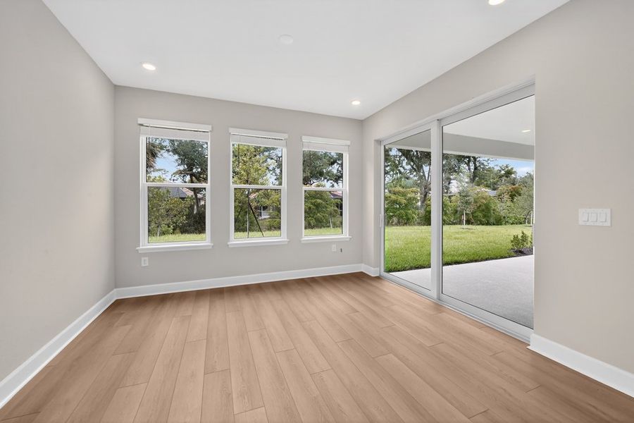 Spacious, unfurnished interior of a new home in Tiburon, Nokomis (Image 11). Spacious, unfurnished interior of a new home in Tiburon, Nokomis (Image 11).