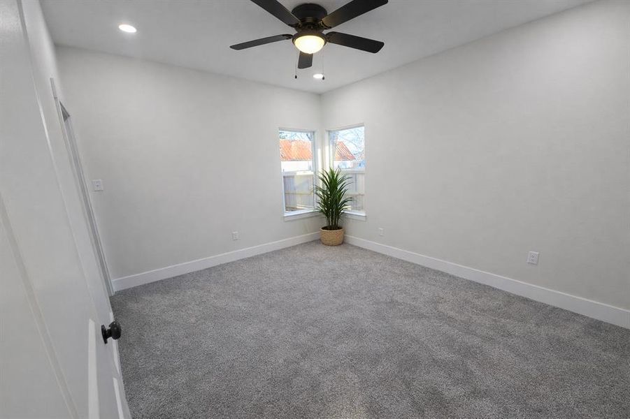 Spacious, unfurnished interior of a new home in , Denison (Image 14).