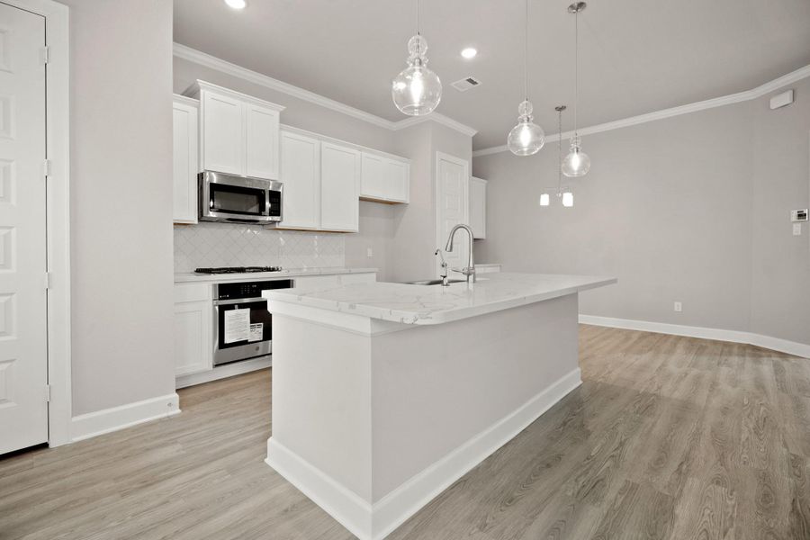 Lovely kitchen (*Photo not of actual home and used for illustration purposes only.) Lovely kitchen (*Photo not of actual home and used for illustration purposes only.)