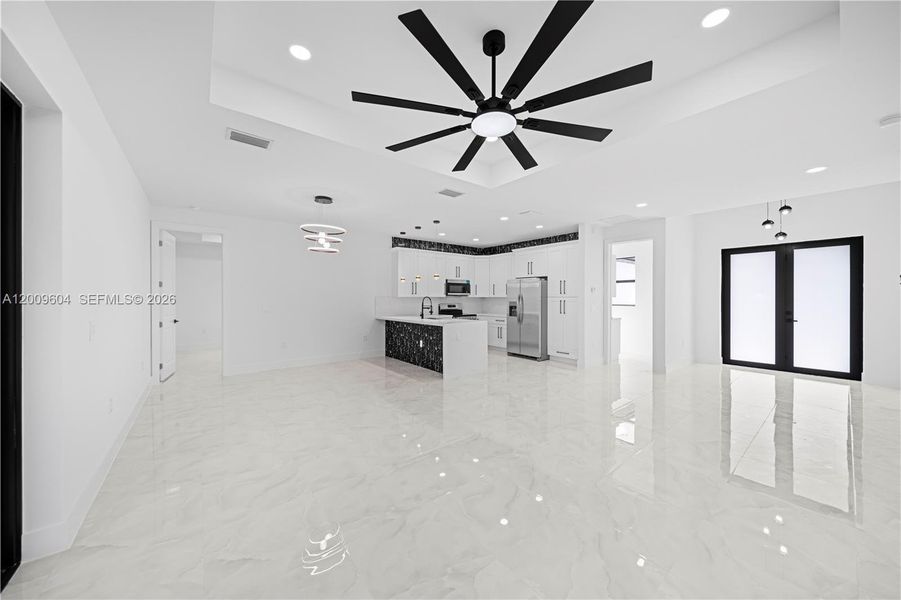 Spacious, unfurnished interior of a new home in , Lehigh Acres (Image 15).
