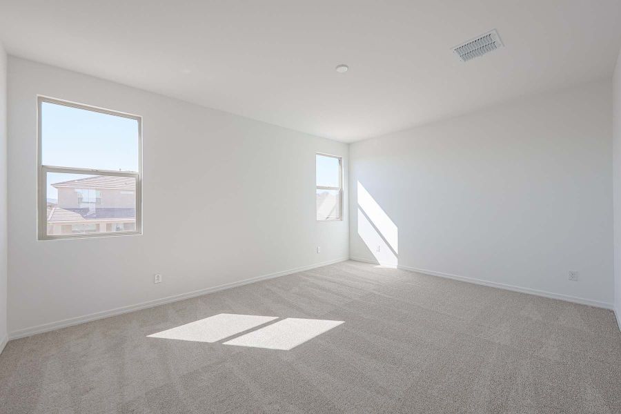 Spacious, unfurnished interior of a new home in Pinnacle at San Tan Heights, San Tan Valley (Image 14).