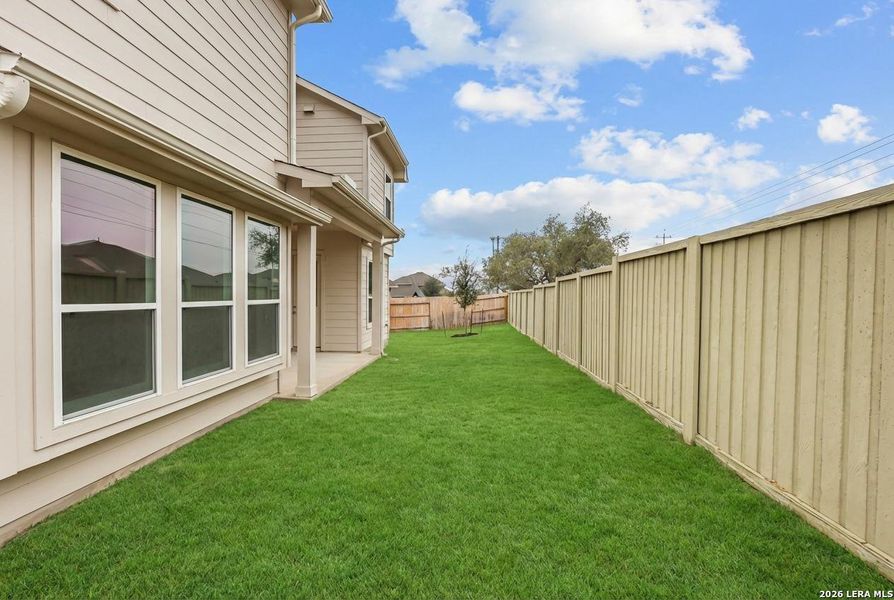Exterior details and patio area of a home in Foxbrook, Cibolo (Image 20).