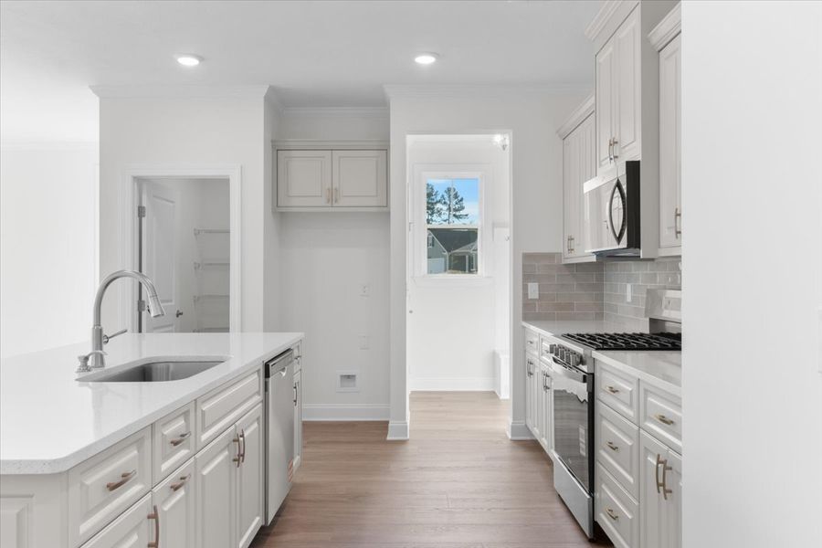 Furnished interior view inside a new home in Sinclair at Crawford Creek, Grovetown (Image 9).