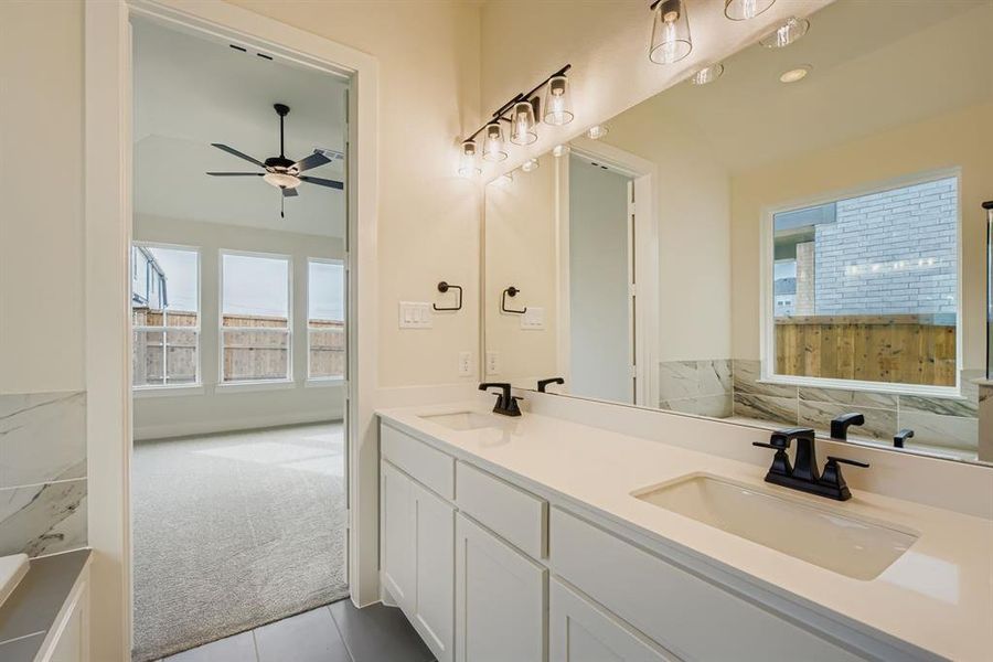 Furnished interior view inside a new home in Hillstead, Lavon (Image 8).