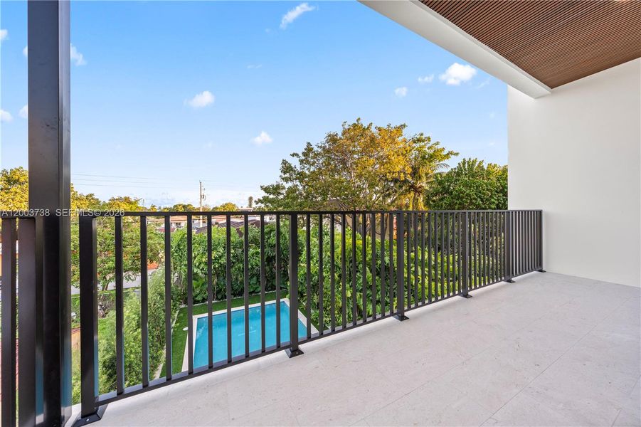 Exterior details and patio area of a home in , Miami (Image 28).