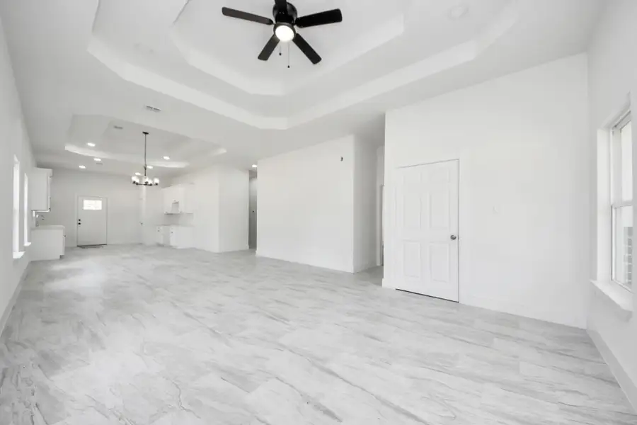 Spacious, unfurnished interior of a new home in , Splendora (Image 11).