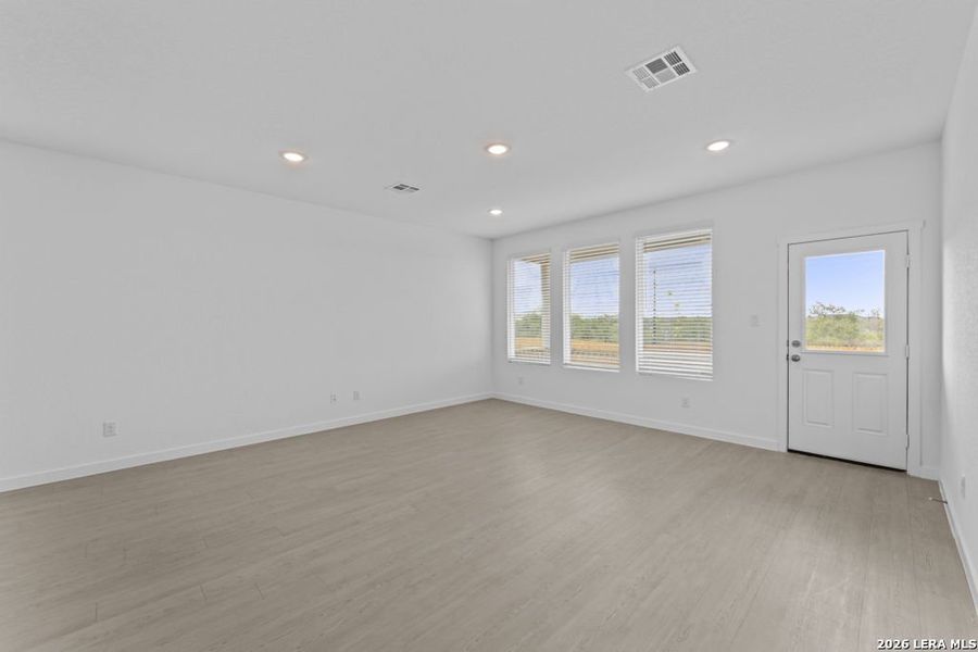 Spacious, unfurnished interior of a new home in Espada, San Antonio (Image 17). Spacious, unfurnished interior of a new home in Espada, San Antonio (Image 17).