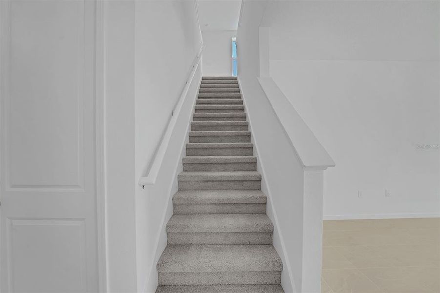 Spacious, unfurnished interior of a new home in Willowbrook North, Winter Haven (Image 33).