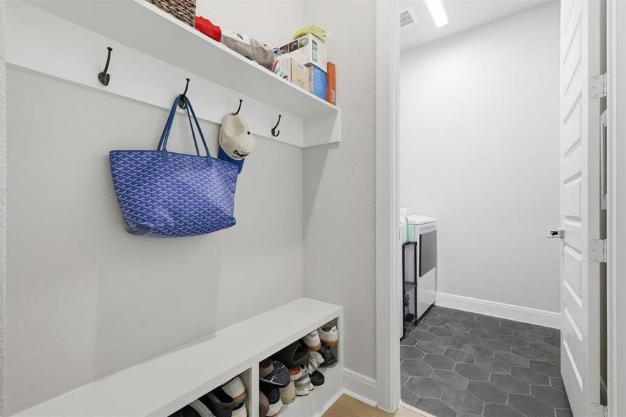 Furnished interior view inside a new home in , Northlake (Image 6).