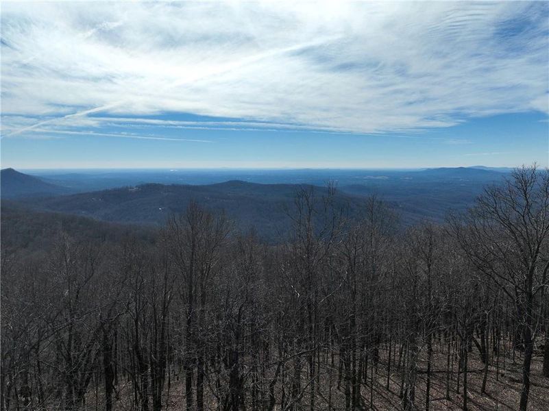 Image 28 of a home in .