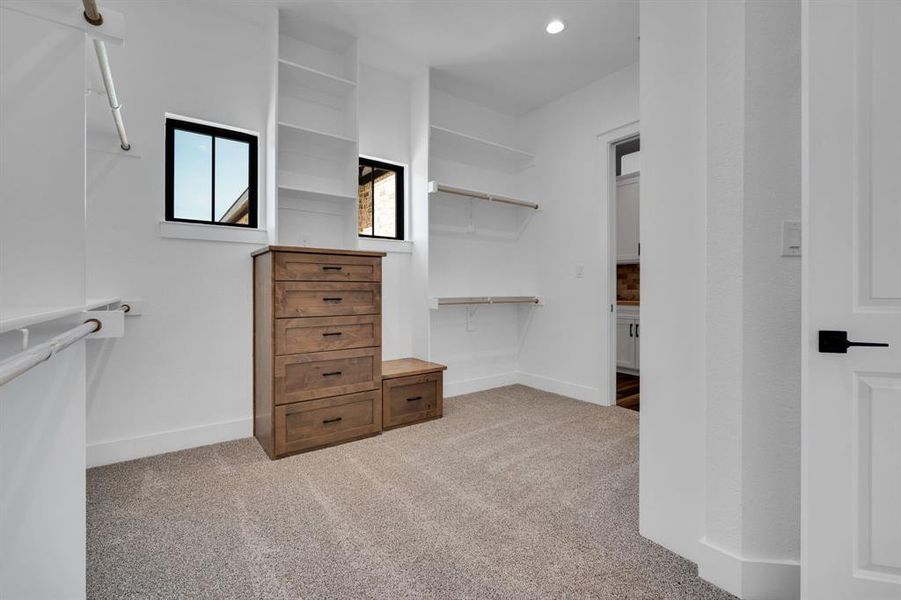 Spacious, unfurnished interior of a new home in , Waxahachie (Image 32). Spacious, unfurnished interior of a new home in , Waxahachie (Image 32).