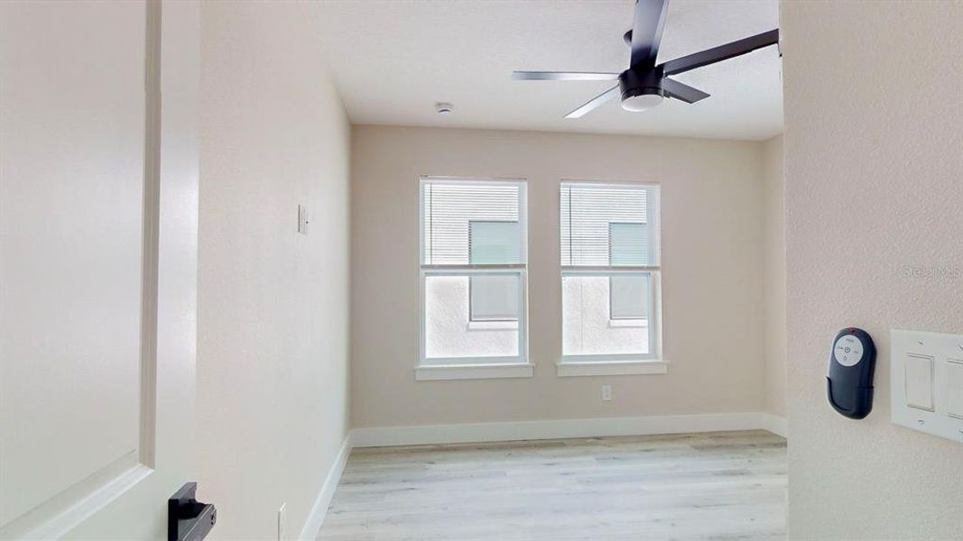 Spacious, unfurnished interior of a new home in , St. Petersburg (Image 66).