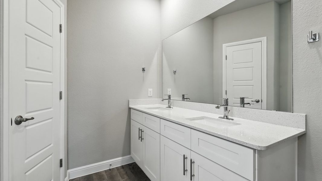 Representative furnished interior of a home built from the Bridge City by D.R. Horton in Retta Estates, Mansfield (Image 7).