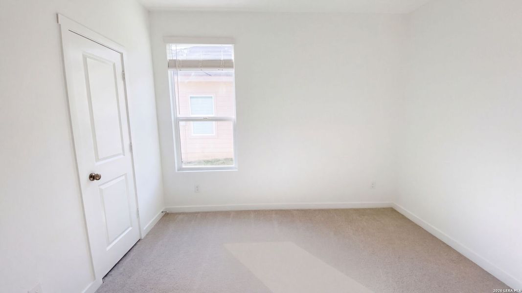 Spacious, unfurnished interior of a new home in Waterwheel, San Antonio (Image 37).
