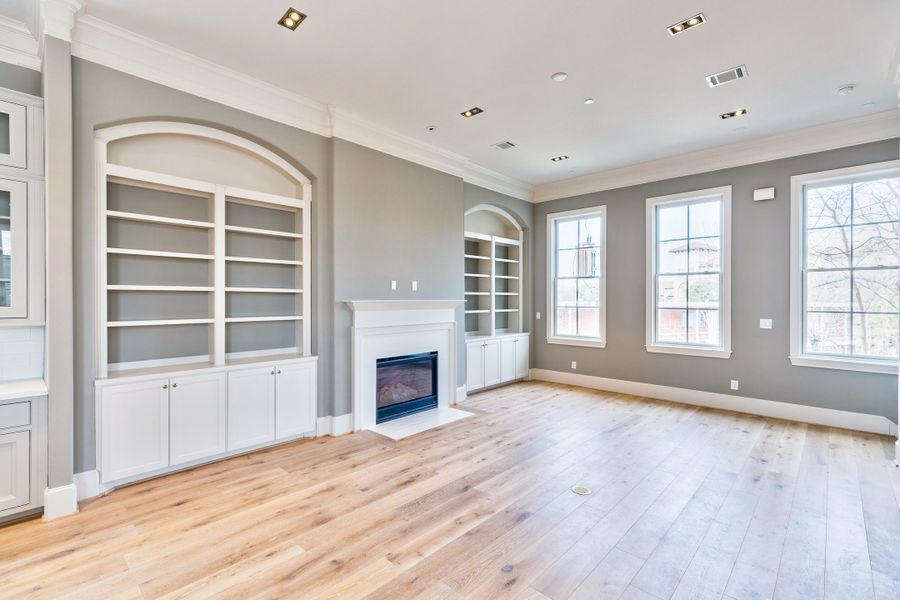 Spacious, unfurnished interior of a new home in Austin Modern Lofts at Mueller, Austin (Image 21).