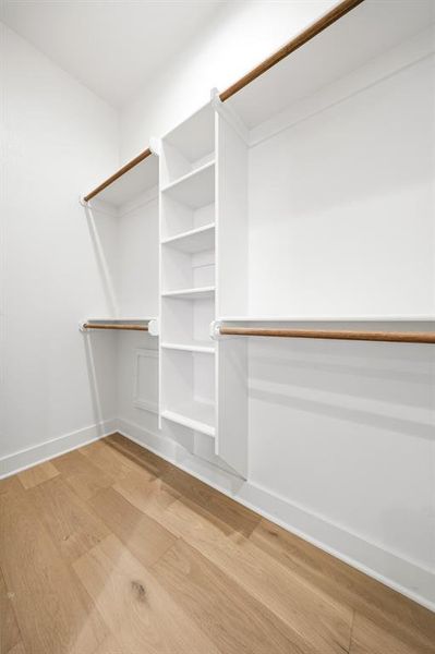 Spacious, unfurnished interior of a new home in , Hewitt (Image 28).