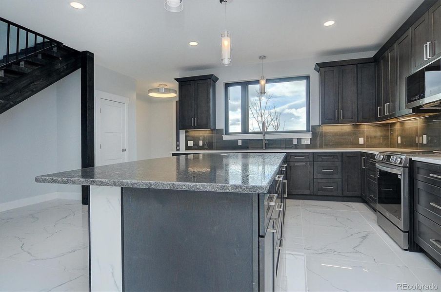 Furnished interior view inside a new home in , Buena Vista (Image 5).
