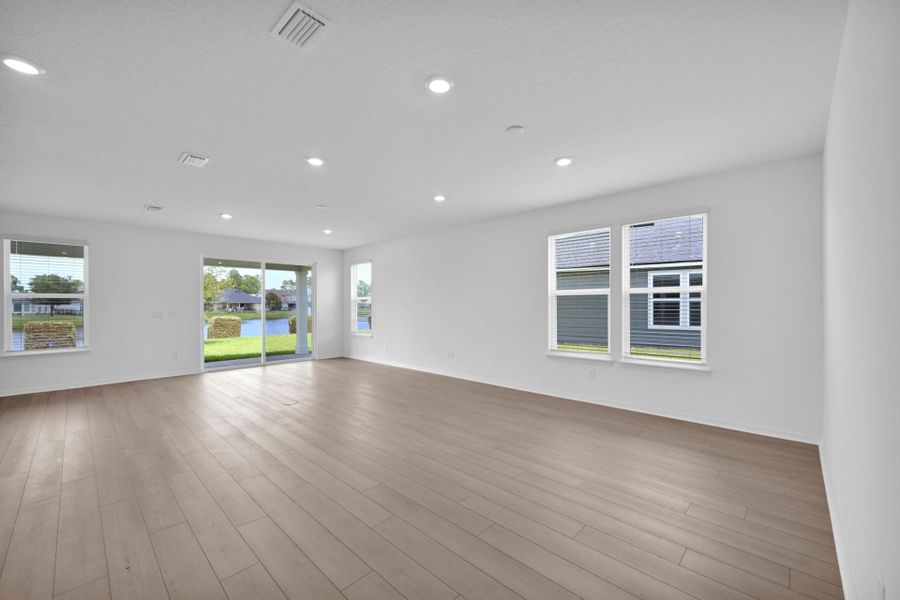 Spacious, unfurnished interior of a new home in Fiddler's Cove, Kingsland (Image 8). Spacious, unfurnished interior of a new home in Fiddler's Cove, Kingsland (Image 8).