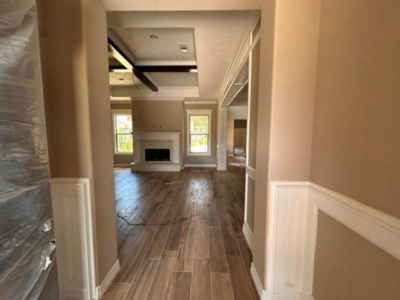 Spacious, unfurnished interior of a new home in , Lumberton (Image 5).