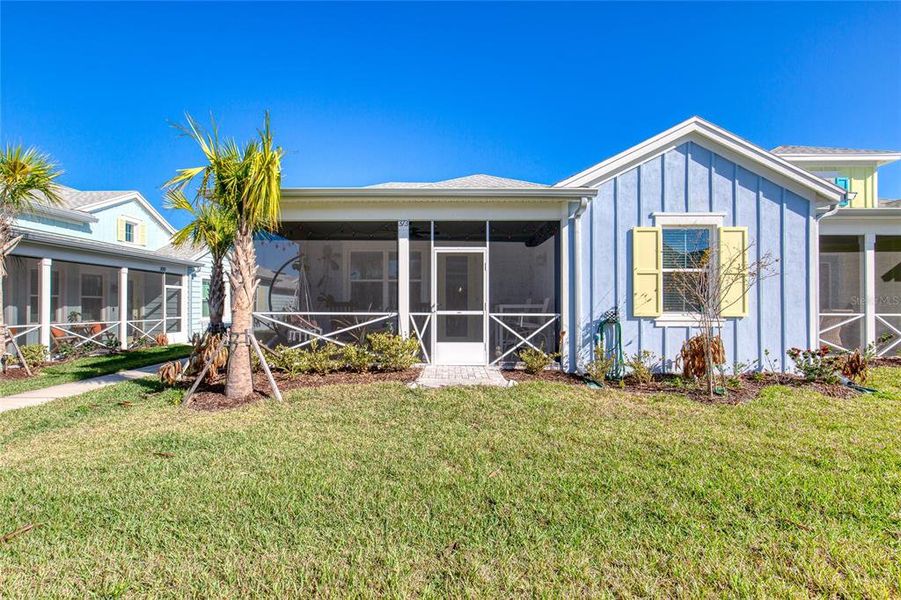 Exterior details and patio area of a home in , Daytona Beach (Image 21).
