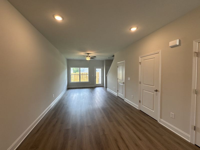 Spacious, unfurnished interior of a new home in Caroleton Townhomes, Grovetown (Image 14).