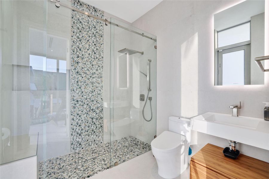 Furnished interior view inside a new home in , Parkland (Image 31).