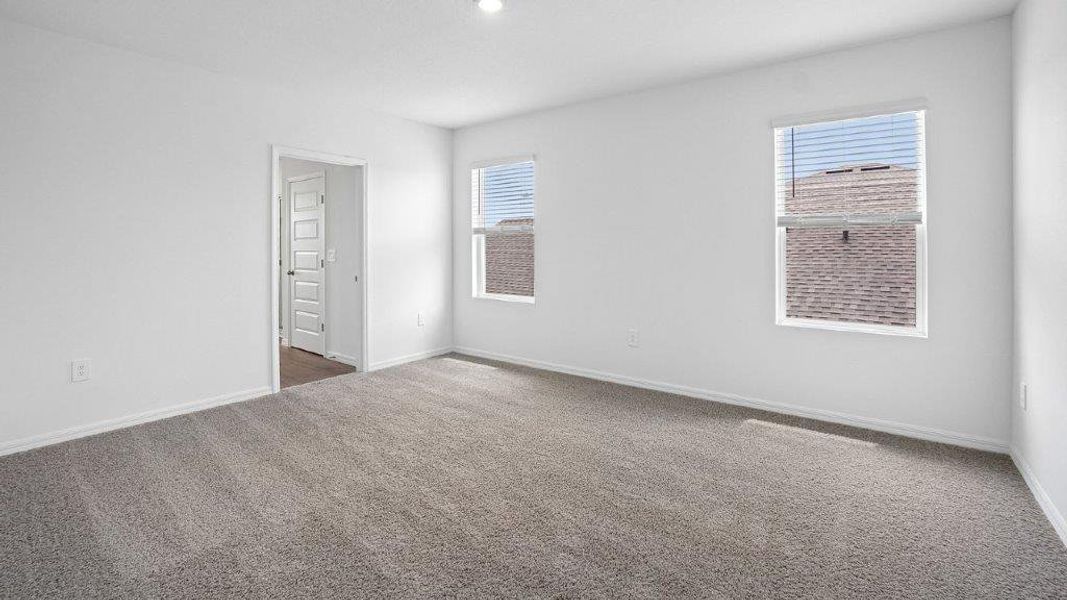 Representative unfurnished interior of a home built from the THE McKENNA by D.R. Horton in Summerlin at Hawthorne Ranch, Lakeland (Image 37).