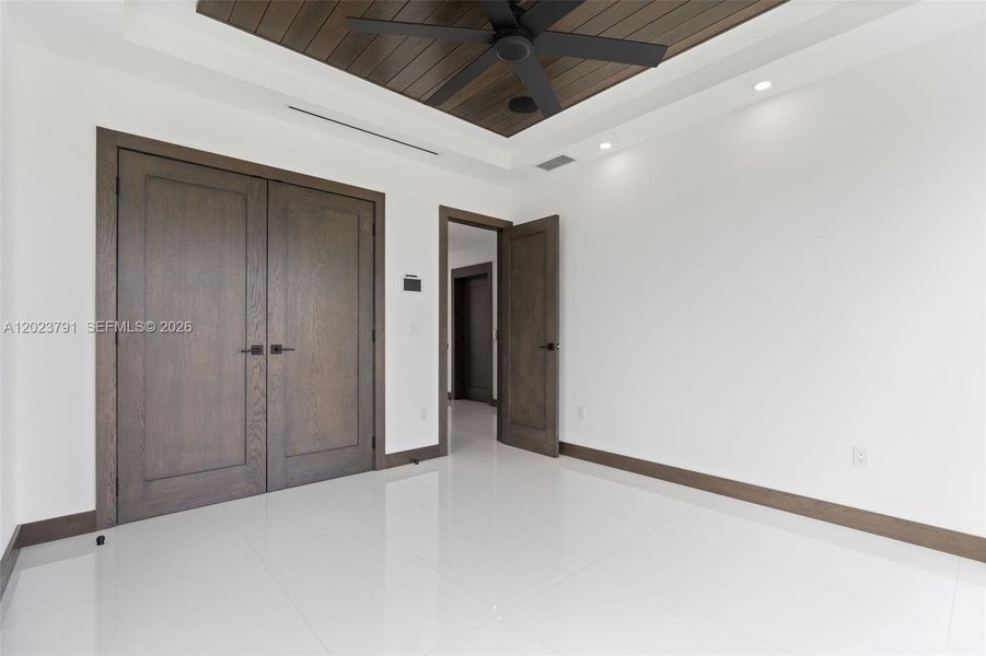 Spacious, unfurnished interior of a new home in , Tavernier (Image 69). Spacious, unfurnished interior of a new home in , Tavernier (Image 69).