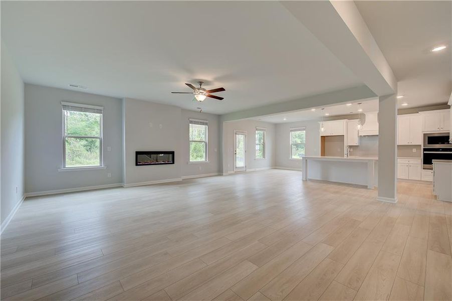 Spacious, unfurnished interior of a new home in Kingston, Locust Grove (Image 35).