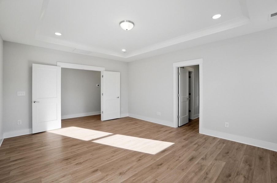 Spacious, unfurnished interior of a new home in Rone Creek, Waxhaw (Image 69).